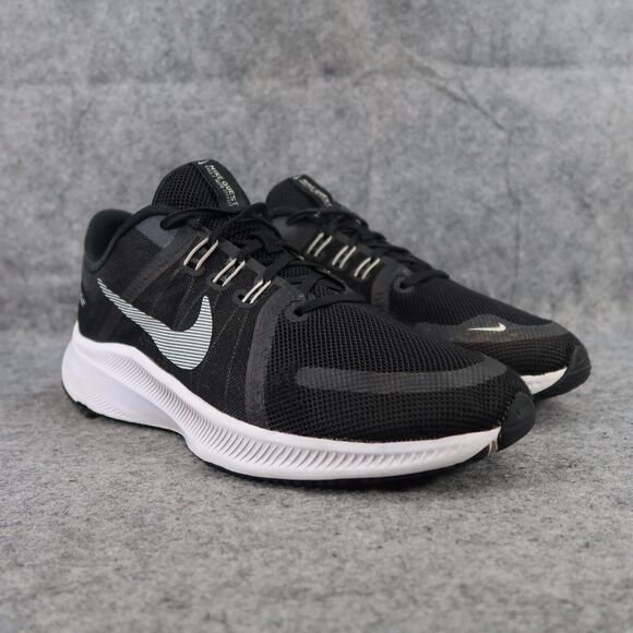 Nike Shoes Womens 9.5 Athletic Sneaker Quest 4 Running Trainer Black White Sport - Picture 1 of 16